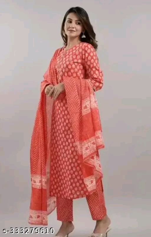 Fashionable Women Kurta Sets